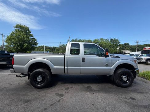 Used 2016 Ford F350 XL w/ Power Equipment Group AWD/4WD image 6