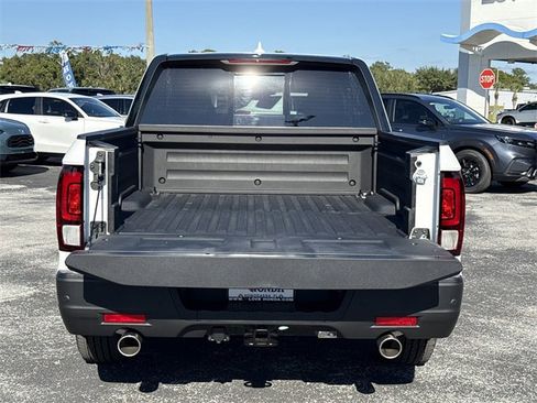 New 2026 Honda Ridgeline Black Edition image 12