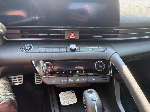 New 2026 Hyundai Elantra N FWD image 22