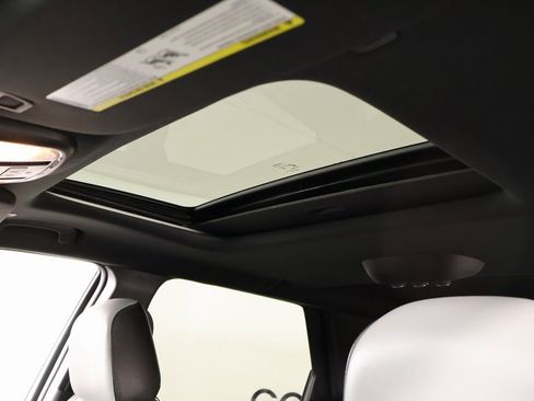 Used 2024 Dodge Durango GT image 18