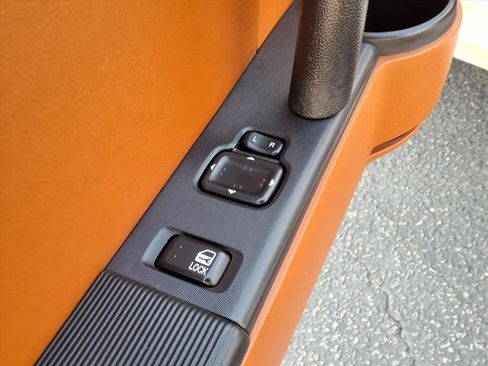 Used 2007 MAZDA MX-5 Miata Grand Touring w/ Premium Pkg image 7