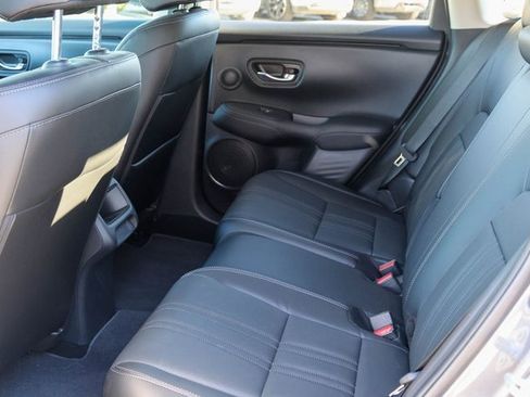 Used 2025 Honda HR-V EX-L image 13