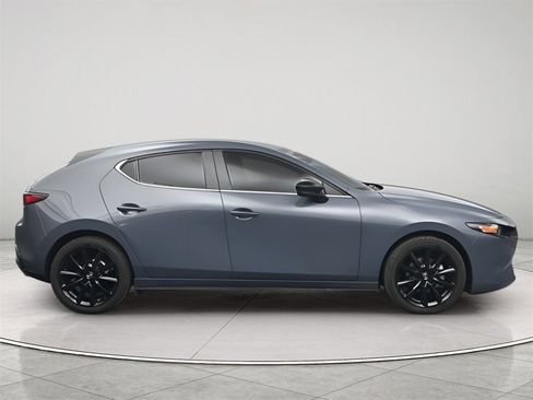 Certified 2025 MAZDA MAZDA3 Carbon image 11