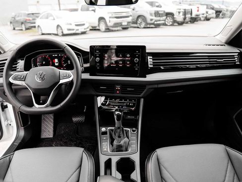 New 2026 Volkswagen Jetta SEL image 38