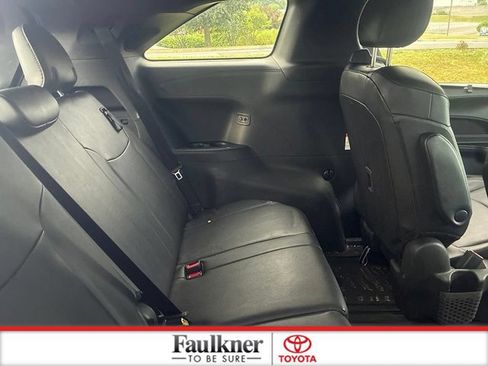 Certified 2025 Toyota Sienna XLE Woodland Edition AWD/4WD image 22