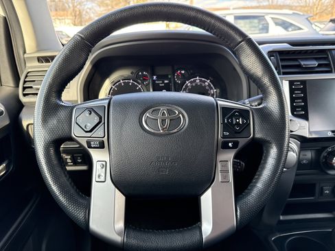 Used 2024 Toyota 4Runner SR5 Premium image 17