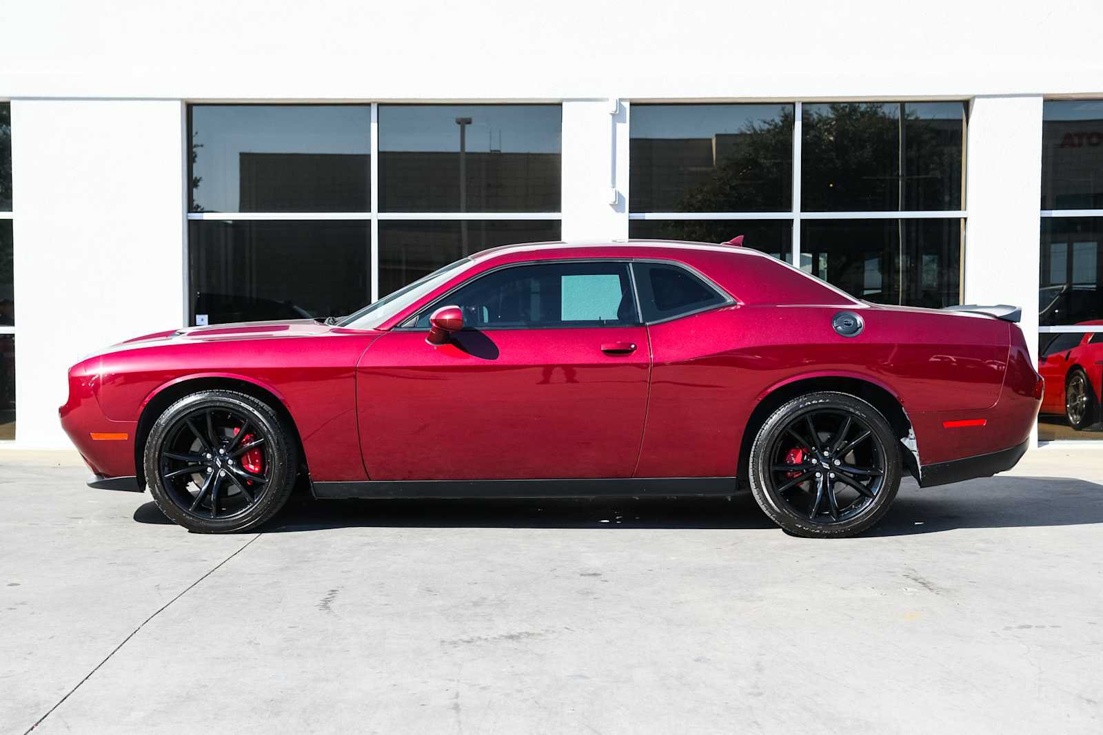 Used 2018 Dodge Challenger SXT Plus RWD image 18