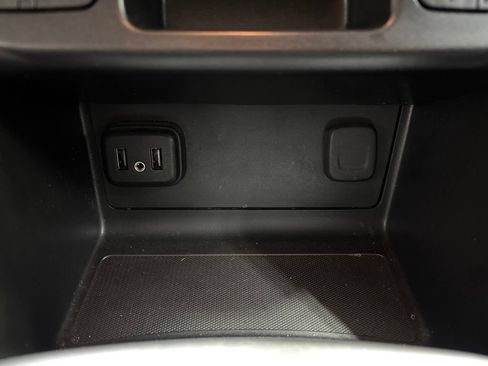 Used 2020 Chevrolet Colorado ZR2 w/ ZR2 Midnight Special Edition AWD/4WD image 23