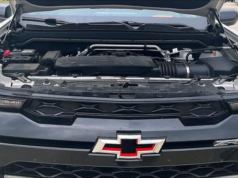 Used 2026 Chevrolet Colorado ZR2 AWD/4WD image 9