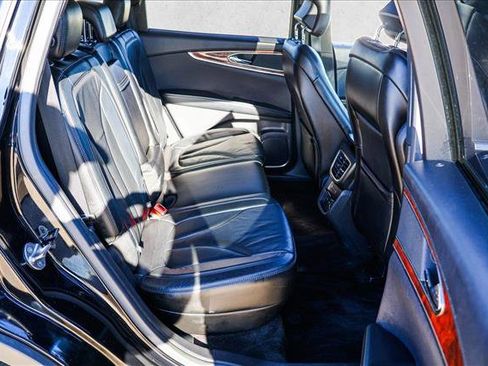 Used 2016 Lincoln MKX Reserve w/ Climate Package AWD/4WD image 25