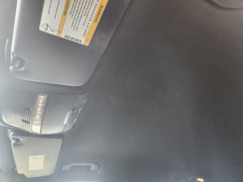 Used 2019 Mercedes-Benz GLC 300 image 19