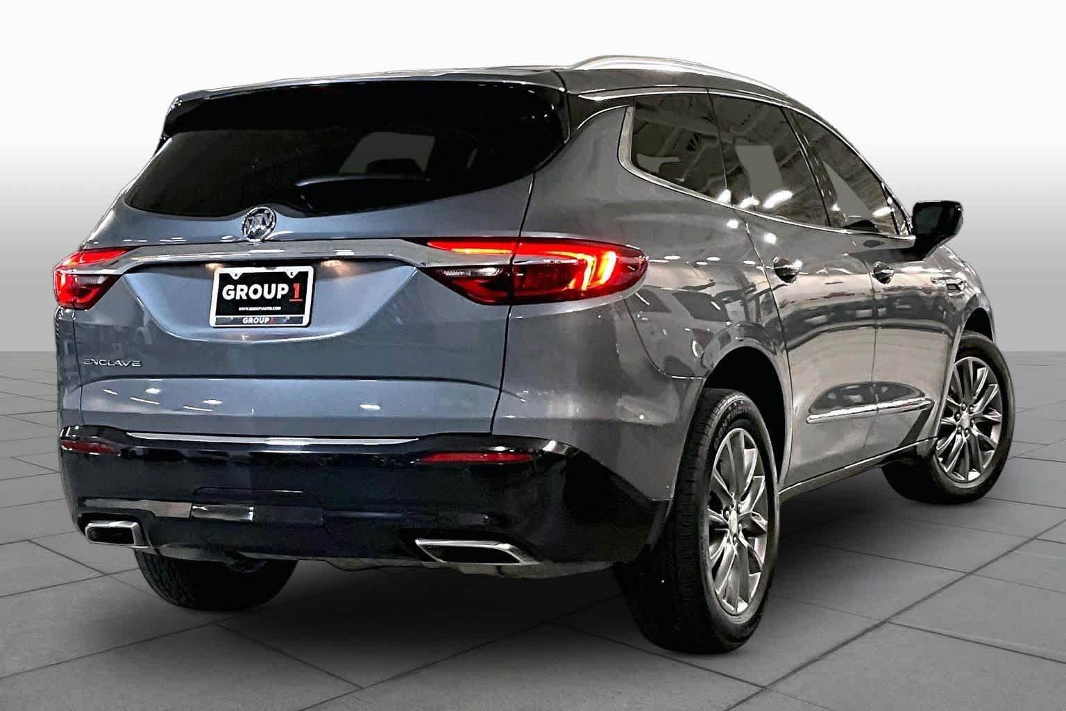 Used 2021 Buick Enclave Essence w/ Sound and Sites Package FWD image 13