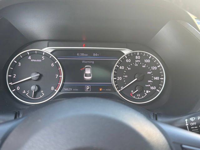 Used 2023 Nissan Sentra SR w/ SR Premium Package FWD image 29