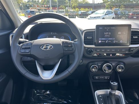 New 2026 Hyundai Venue SEL FWD image 19