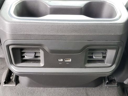 Used 2022 Chevrolet Silverado 1500 LT Trail Boss image 11