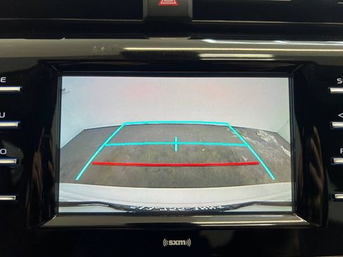 Used 2018 Toyota Camry XSE image 20