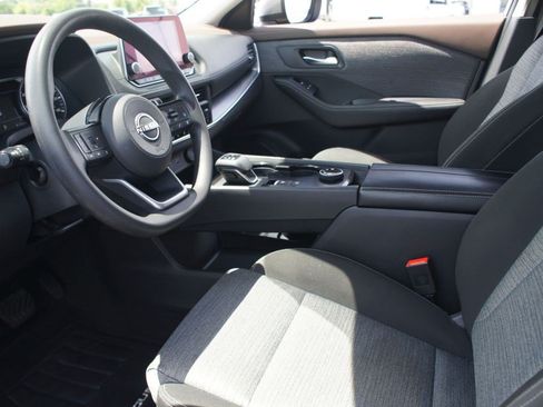 Used 2023 Nissan Rogue SV AWD/4WD image 12