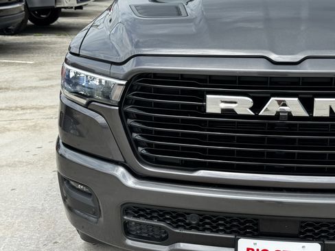 Used 2025 RAM 1500 Laramie w/ Sport Appearance Package AWD/4WD image 6