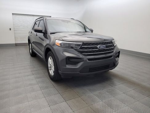 Used 2020 Ford Explorer XLT RWD image 13