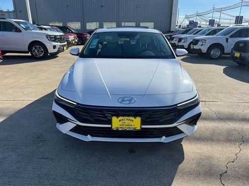 New 2026 Hyundai Elantra Limited FWD image 95