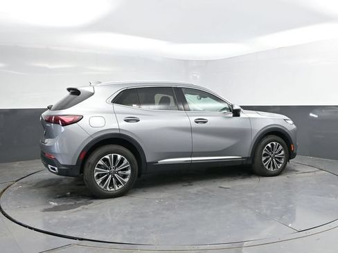 Used 2024 Buick Envision Preferred AWD/4WD image 2