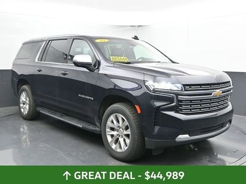 Used 2023 Chevrolet Suburban Premier image 2