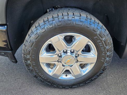 Used 2022 Chevrolet Silverado 3500 LTZ w/ Z71 Chrome Sport Edition image 16