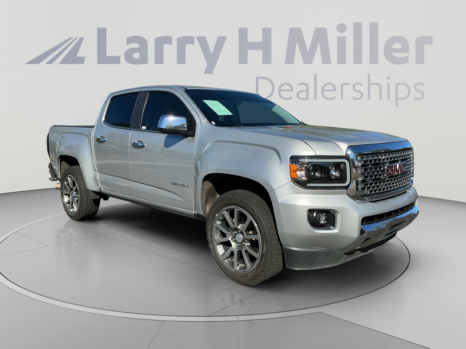 Used 2018 GMC Canyon Denali AWD/4WD image 7