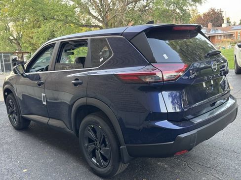 New 2026 Nissan Rogue SV AWD/4WD image 22