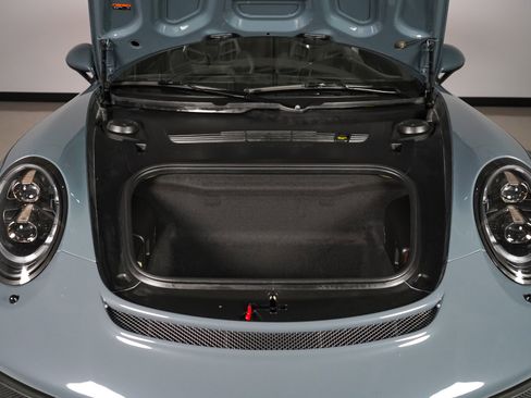 Used 2018 Porsche 911 GT3 RWD image 57