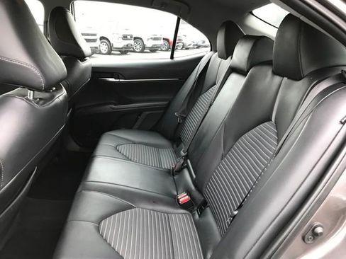 Used 2023 Toyota Camry SE image 15