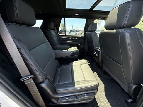 Used 2021 GMC Yukon Denali AWD/4WD image 28