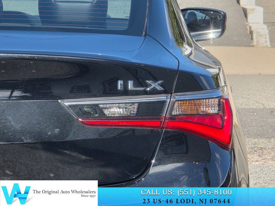 Used 2021 Acura ILX w/ Premium Package FWD image 9