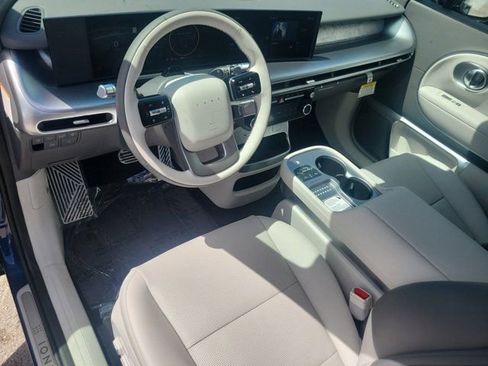 New 2026 Hyundai Ioniq 9 Calligraphy image 18