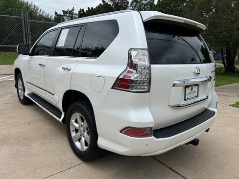 Used 2018 Lexus GX 460 w/ Navigation Package AWD/4WD image 10