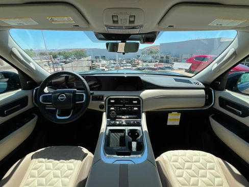 New 2026 Nissan Armada Platinum Reserve AWD/4WD image 9