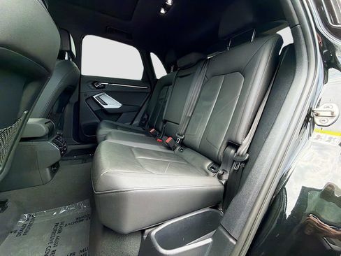Used 2021 Audi Q3 2.0T Premium w/ Convenience Package AWD/4WD image 20