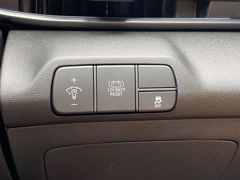 New 2025 Hyundai Elantra SEL image 10