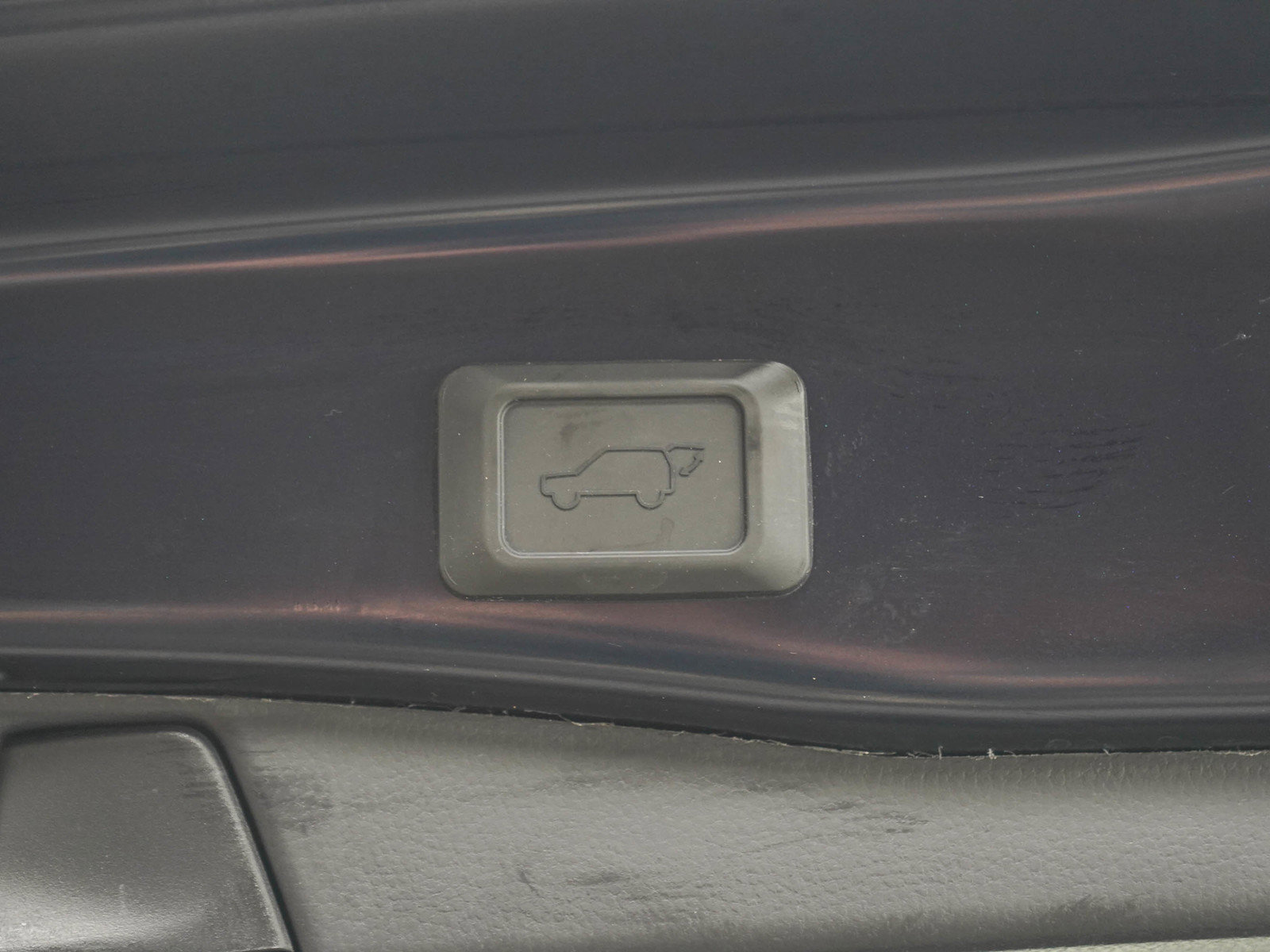 Used 2022 Toyota RAV4 XLE w/ Convenience Package AWD/4WD image 16