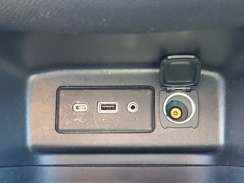 Used 2024 Chevrolet Equinox LT w/ LPO, Floor Liner Package AWD/4WD image 28