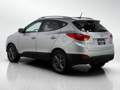 Used 2015 Hyundai Tucson SE image 3