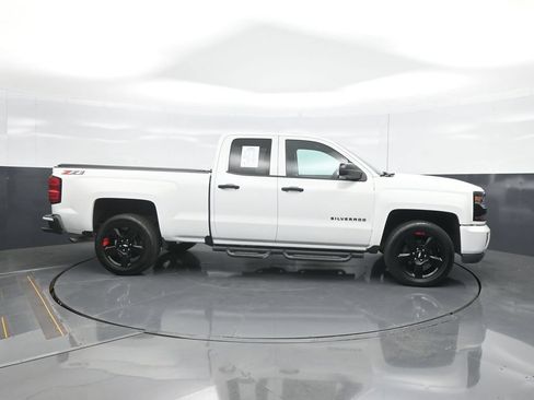 Used 2019 Chevrolet Silverado 1500 LT w/ All Star Edition AWD/4WD image 8