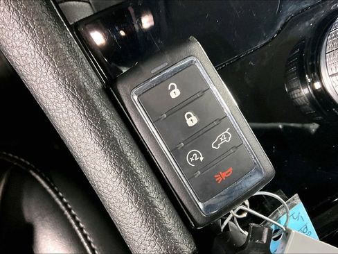 Used 2023 Jeep Grand Cherokee Limited RWD image 12