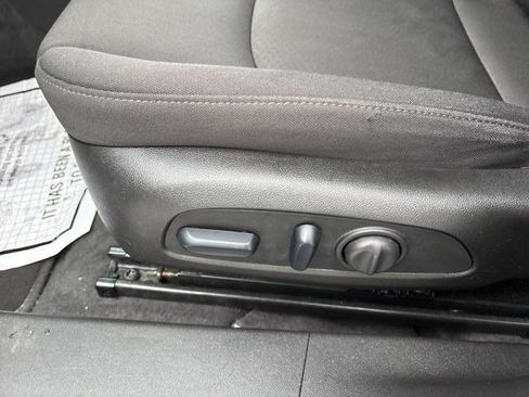 Used 2024 Chevrolet Malibu LT image 12