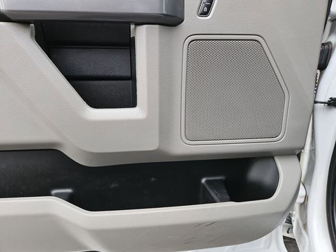 Used 2022 Ford F250 XLT w/ XLT Premium Package image 16