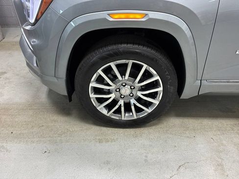 New 2027 GMC Terrain Denali w/ LPO, Floor Liner Package AWD/4WD image 33