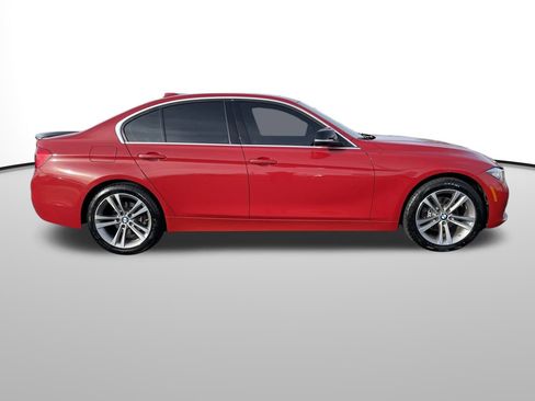 Used 2017 BMW 330i xDrive 330i xDrive image 2