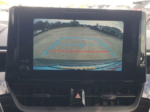 Certified 2023 Toyota Corolla LE image 29