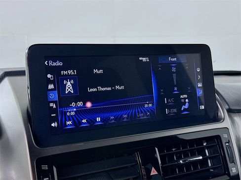 Used 2023 Lexus GX 460 Premium image 30