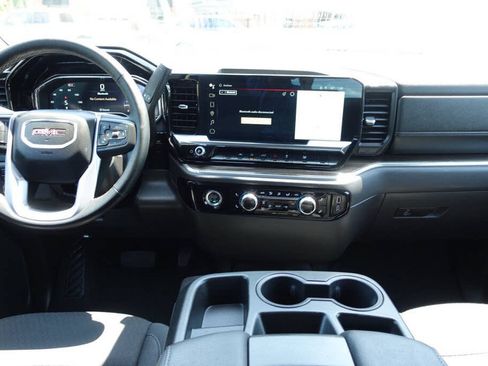 Used 2024 GMC Sierra 1500 Elevation AWD/4WD image 39
